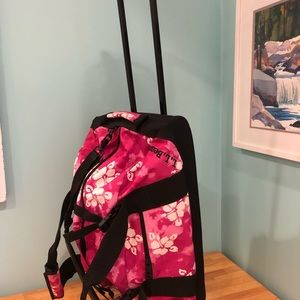 llbean wheeled duffle
